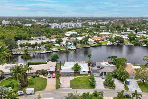 Villa ou maison à vendre à Fort Lauderdale, Floride: 3 chambres, 197.6 m2 № 2315437 - photo 11