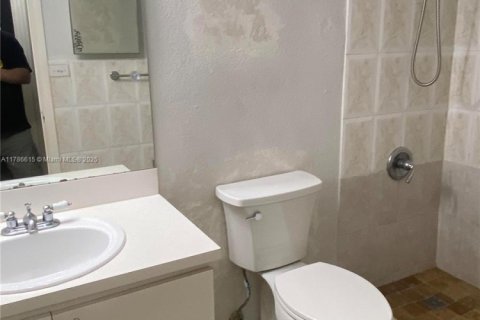 Copropriété à vendre à Hialeah, Floride: 1 chambre, 55.74 m2 № 1697149 - photo 6