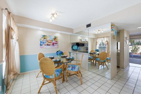 Adosado en venta en Venice, Florida, 2 dormitorios, 89.09 m2 № 2217290 - foto 11