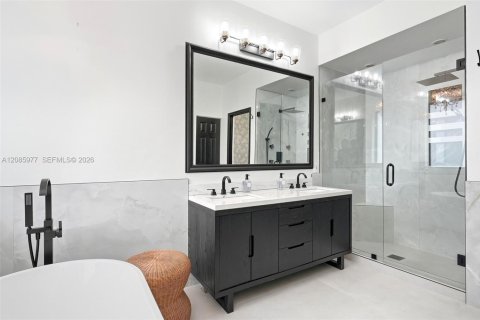 Villa ou maison à vendre à Miramar, Floride: 4 chambres, 332.5 m2 № 2370535 - photo 27