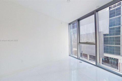Condo in Miami, Florida, 1 bedroom  № 1898057 - photo 9