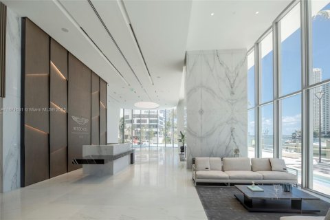 Condo in Miami, Florida, 1 bedroom  № 1898057 - photo 29
