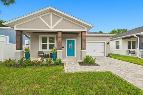 Villa ou maison à Saint Petersburg, Floride 3 chambres, 144 m2 № 2358638