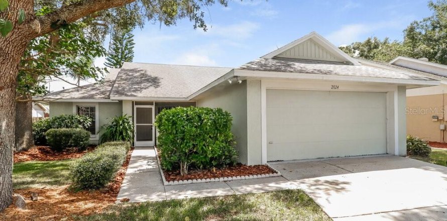 Villa ou maison à Brandon, Floride 3 chambres, 140.28 m2 № 1824152