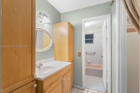 Condominio en venta en Miami, Florida, 1 dormitorio, 60.39 m2 № 2007655 - foto 18