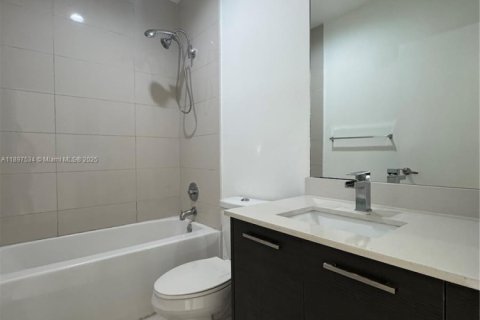 Adosado en venta en Lauderhill, Florida, 3 dormitorios, 117.06 m2 № 1949105 - foto 14