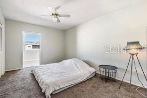 Condominio en venta en Saint Petersburg, Florida, 2 dormitorios, 105.35 m2 № 1782347 - foto 16