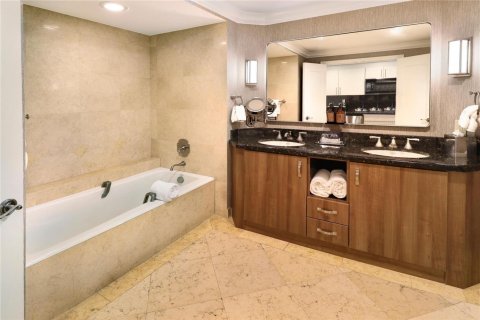 Condominio en venta en Fort Lauderdale, Florida, 1 dormitorio, 55.74 m2 № 2082849 - foto 5