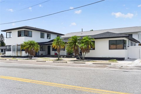 Appartement à Saint Pete Beach, Floride 2 pièces, 46.45 m2 № 2408282