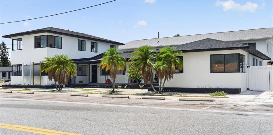 Appartement à Saint Pete Beach, Floride 2 pièces, 46.45 m2 № 2408282
