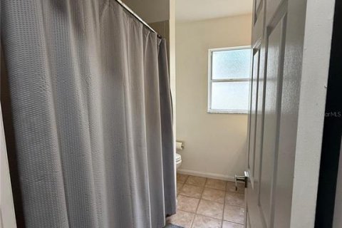 House in Orlando, Florida 3 bedrooms, 168.71 sq.m. № 2109024 - photo 23