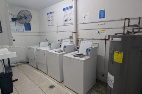 Condominio en alquiler en Miami, Florida, 1 dormitorio, 65.03 m2 № 1748498 - foto 16