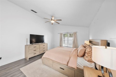 Villa ou maison à vendre à Orlando, Floride: 4 chambres, 220.36 m2 № 2198157 - photo 26