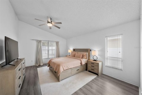 Villa ou maison à vendre à Orlando, Floride: 4 chambres, 220.36 m2 № 2198157 - photo 25