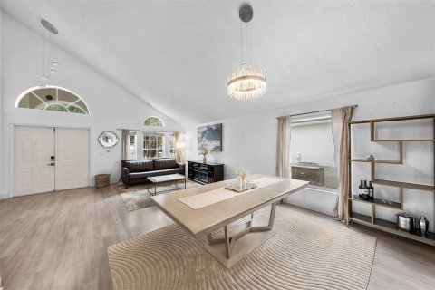 Villa ou maison à vendre à Orlando, Floride: 4 chambres, 220.36 m2 № 2198157 - photo 9