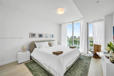 Copropriété à louer à Bay Harbor Islands, Floride: 3 chambres, 144.74 m2 № 2276693 - photo 24