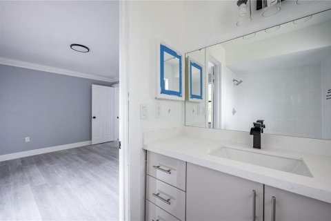 Villa ou maison à vendre à Kissimmee, Floride: 4 chambres, 157.93 m2 № 1853839 - photo 16