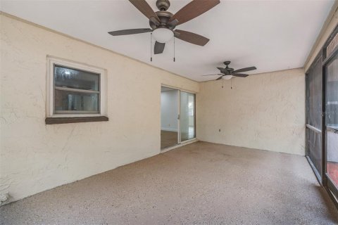 Casa en venta en Tampa, Florida, 3 dormitorios, 159.05 m2 № 1911322 - foto 24