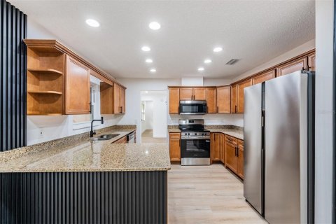 Casa en venta en Tampa, Florida, 3 dormitorios, 159.05 m2 № 1911322 - foto 11