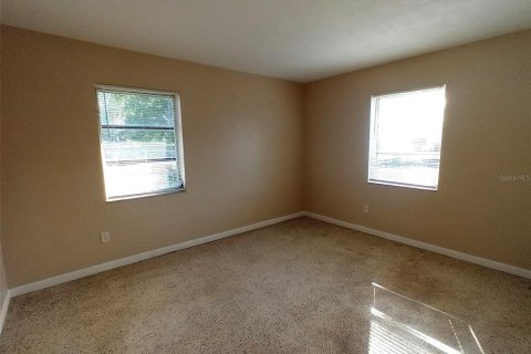 Casa en alquiler en Deltona, Florida, 3 dormitorios, 115.94 m2 № 1912965 - foto 12