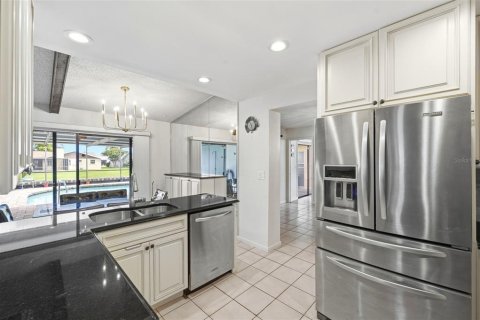 Casa en venta en Largo, Florida, 3 dormitorios, 177.26 m2 № 2216910 - foto 11