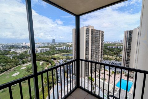 Condominio en venta en Aventura, Florida, 2 dormitorios, 105.72 m2 № 1881623 - foto 19