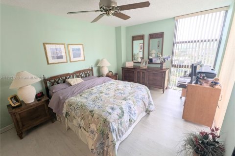 Condominio en venta en Aventura, Florida, 2 dormitorios, 105.72 m2 № 1881623 - foto 17