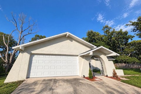 Casa en venta en Spring Hill, Florida, 3 dormitorios, 130.06 m2 № 2391207 - foto 3