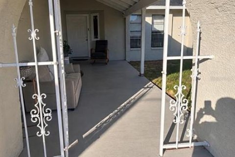 Casa en venta en Spring Hill, Florida, 3 dormitorios, 130.06 m2 № 2391207 - foto 4