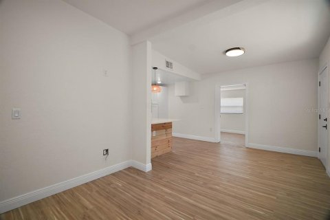 Casa en venta en Ocoee, Florida, 3 dormitorios, 125.79 m2 № 1879173 - foto 7