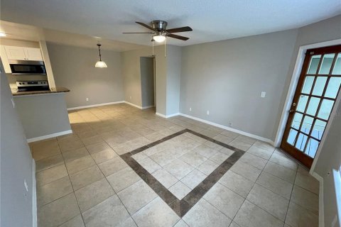 Copropriété à louer à Orlando, Floride: 2 chambres, 87.61 m2 № 1883743 - photo 13