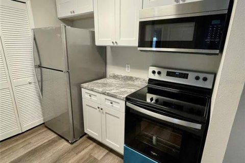 Copropriété à louer à Orlando, Floride: 2 chambres, 87.61 m2 № 1883743 - photo 10