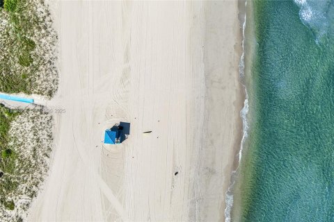 Copropriété à vendre à Pompano Beach, Floride: 2 chambres, 97.55 m2 № 1988623 - photo 2