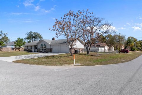 Casa en venta en Spring Hill, Florida, 3 dormitorios, 195.93 m2 № 2220610 - foto 5