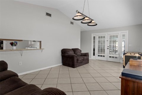 Casa en venta en Spring Hill, Florida, 3 dormitorios, 195.93 m2 № 2220610 - foto 21