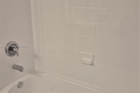 Copropriété à vendre à Homestead, Floride: 3 chambres, 102.1 m2 № 1978325 - photo 18