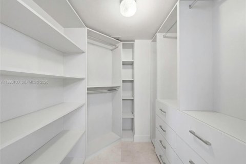 Copropriété à vendre à Aventura, Floride: 2 chambres, 126.81 m2 № 2052077 - photo 13