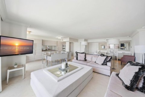 Copropriété à vendre à Aventura, Floride: 2 chambres, 126.81 m2 № 2052077 - photo 6