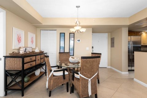 Condominio en venta en Sarasota, Florida, 2 dormitorios, 107.02 m2 № 1568593 - foto 8