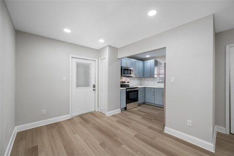Appartement à louer à Tampa, Floride: 2 chambres, 97.55 m2 № 1906828 - photo 7