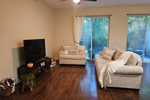 Townhouse in Winter Springs, Florida 2 bedrooms, 144.74 sq.m. № 1906935 - photo 6