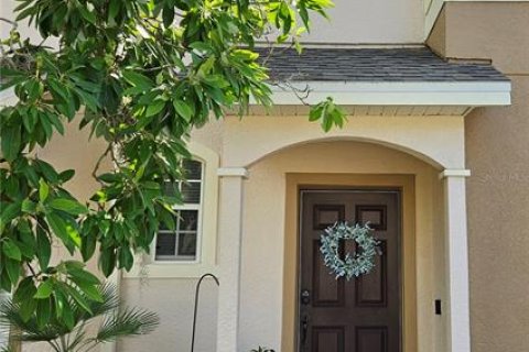 Townhouse in Winter Springs, Florida 2 bedrooms, 144.74 sq.m. № 1906935 - photo 1