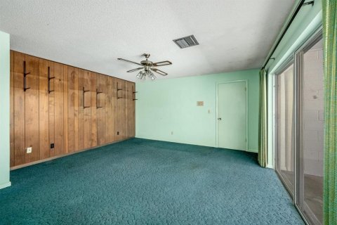 House in Titusville, Florida 4 bedrooms, 195.65 sq.m. № 1843591 - photo 14