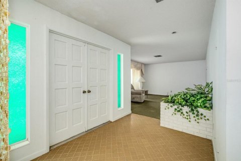 House in Titusville, Florida 4 bedrooms, 195.65 sq.m. № 1843591 - photo 4