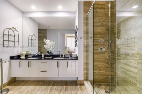 Copropriété à louer à Sunny Isles Beach, Floride: 2 chambres, 133.31 m2 № 2168144 - photo 9