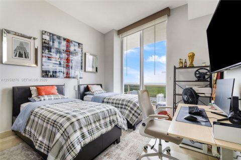 Copropriété à louer à Sunny Isles Beach, Floride: 2 chambres, 133.31 m2 № 2168144 - photo 13