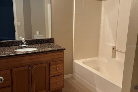 Copropriété à louer à Sarasota, Floride: 2 chambres, 115.29 m2 № 2405545 - photo 6