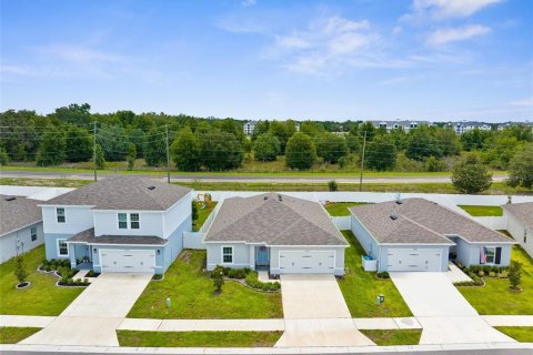 House in Brooksville, Florida 4 bedrooms, 159.98 sq.m. № 1765267 - photo 5