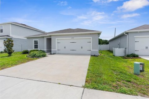 House in Brooksville, Florida 4 bedrooms, 159.98 sq.m. № 1765267 - photo 3