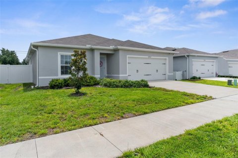 House in Brooksville, Florida 4 bedrooms, 159.98 sq.m. № 1765267 - photo 4